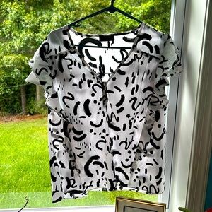 Tahari fresh cotton top